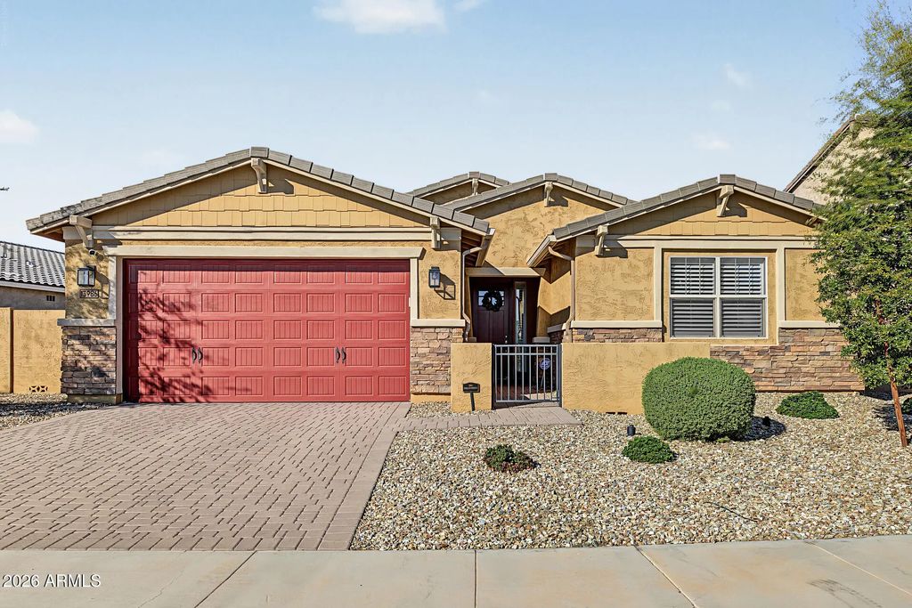 13986 W Alvarado Drive, Goodyear