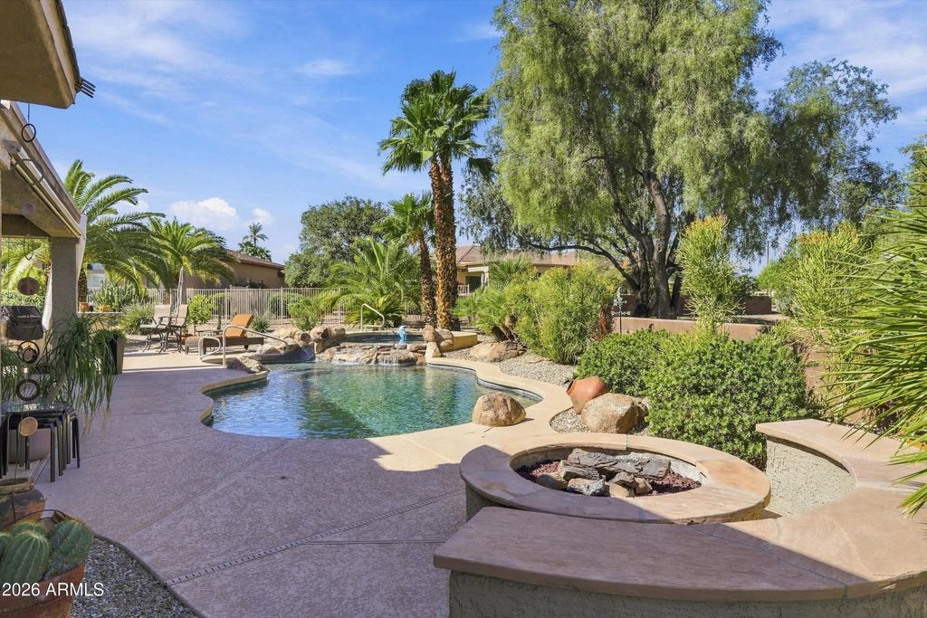 16624 W Isleta Court, Surprise