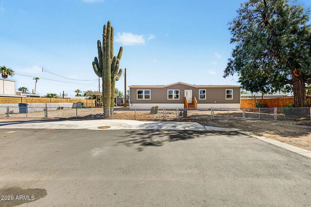 515 N Desert View Drive, Apache Junction