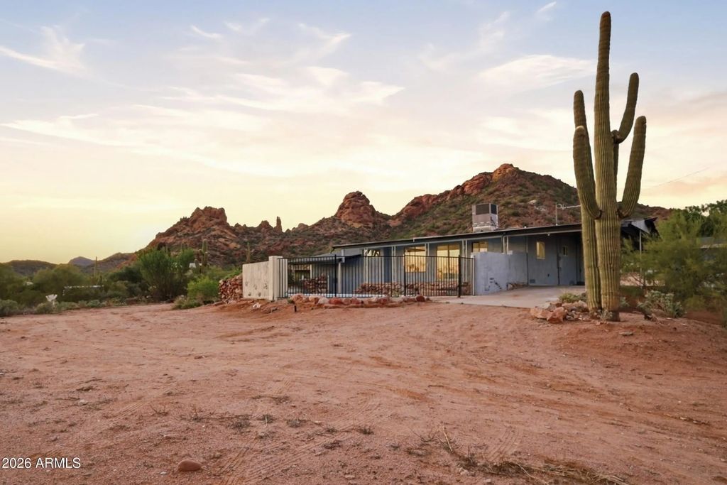 749 E Mcdowell Boulevard, Apache Junction