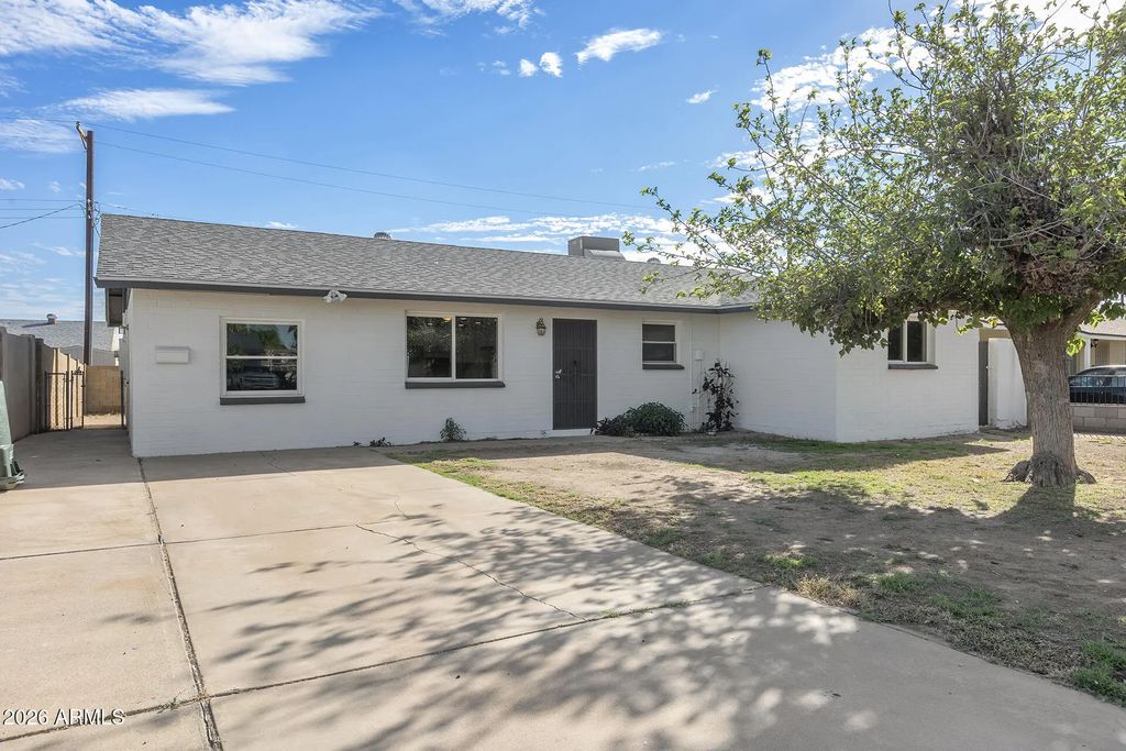 7935 W Earll Drive, Phoenix