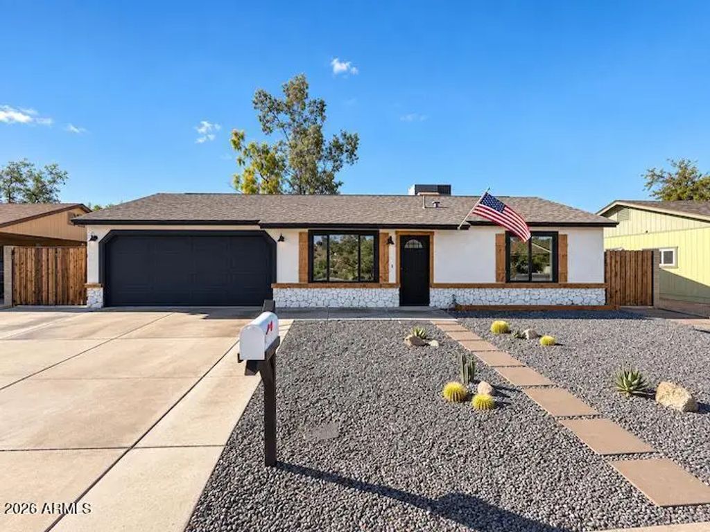 3406 E Campo Bello Drive, Phoenix