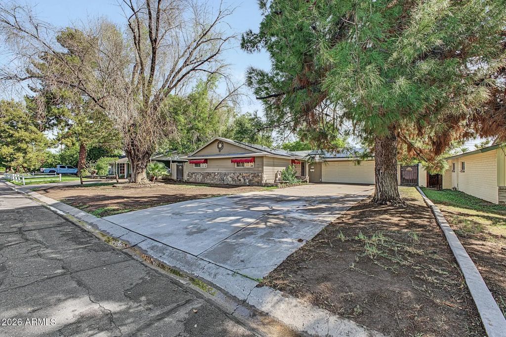 6319 N 13th Place, Phoenix