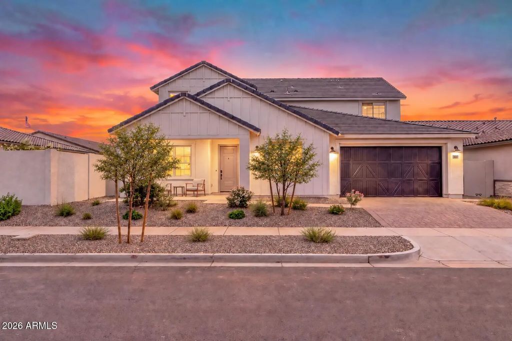 1135 W Treasure Trail, Apache Junction