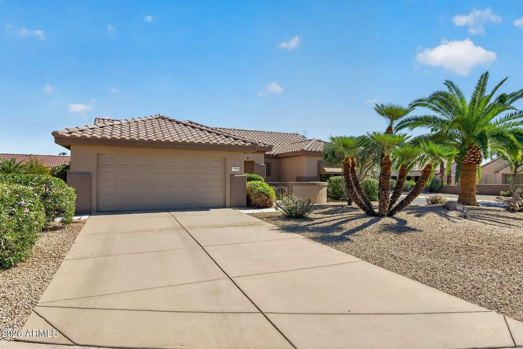 17705 N Solamente Court, Surprise