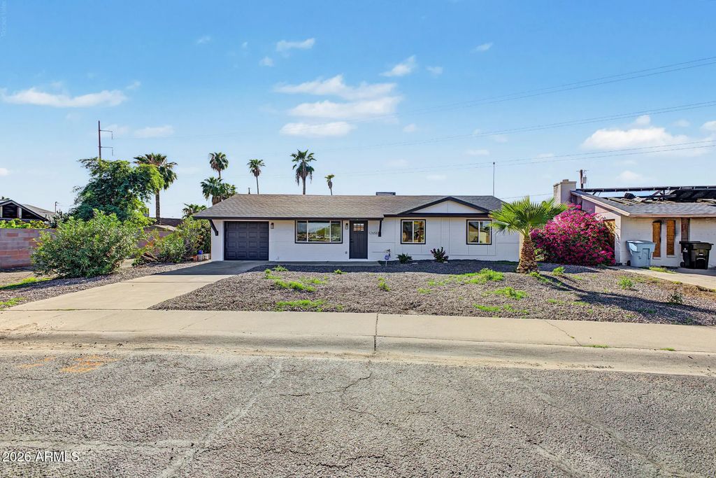 12656 N 26th Drive, Phoenix