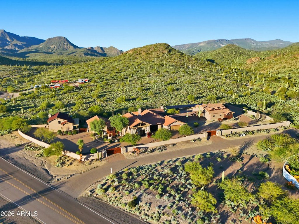 42531 N Spur Cross Road, Cave Creek