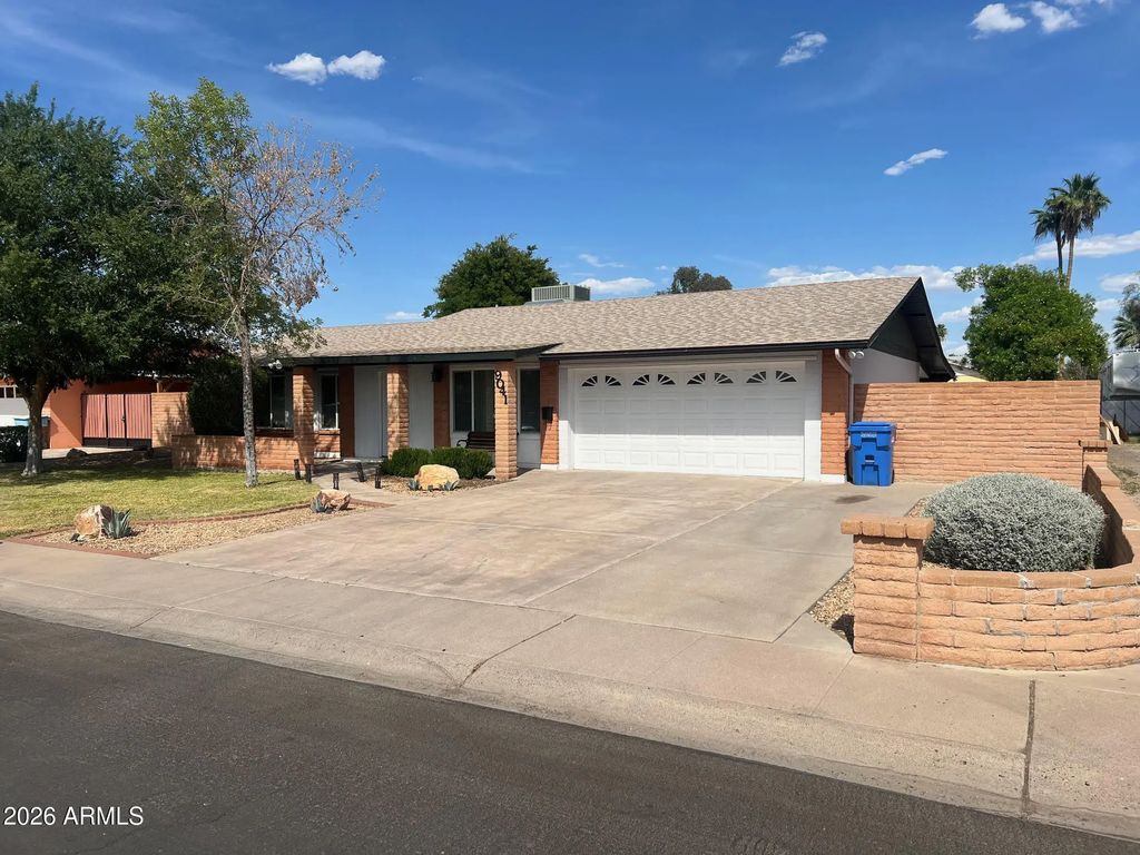 9041 N 42nd Avenue, Phoenix