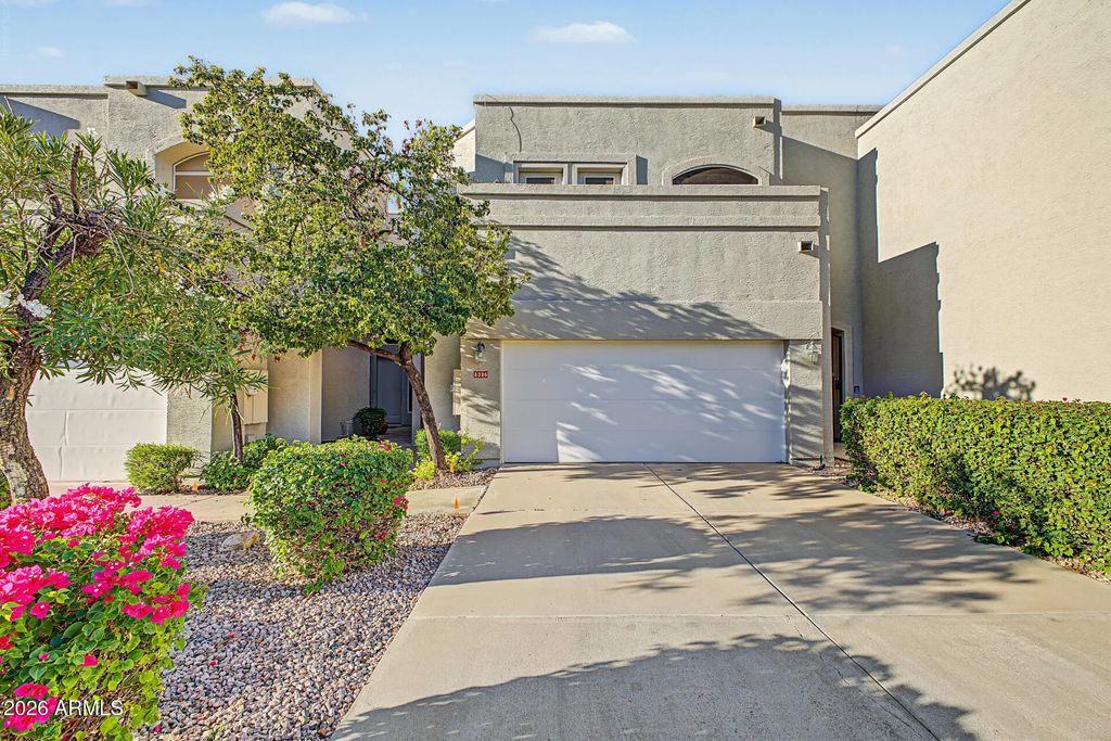 1326 W Coral Reef Drive, Gilbert