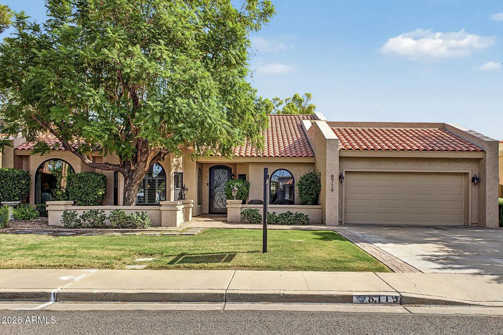 8719 E San Victor Drive, Scottsdale