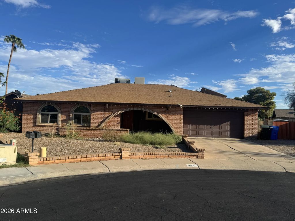 4621 W Dahlia Drive, Glendale