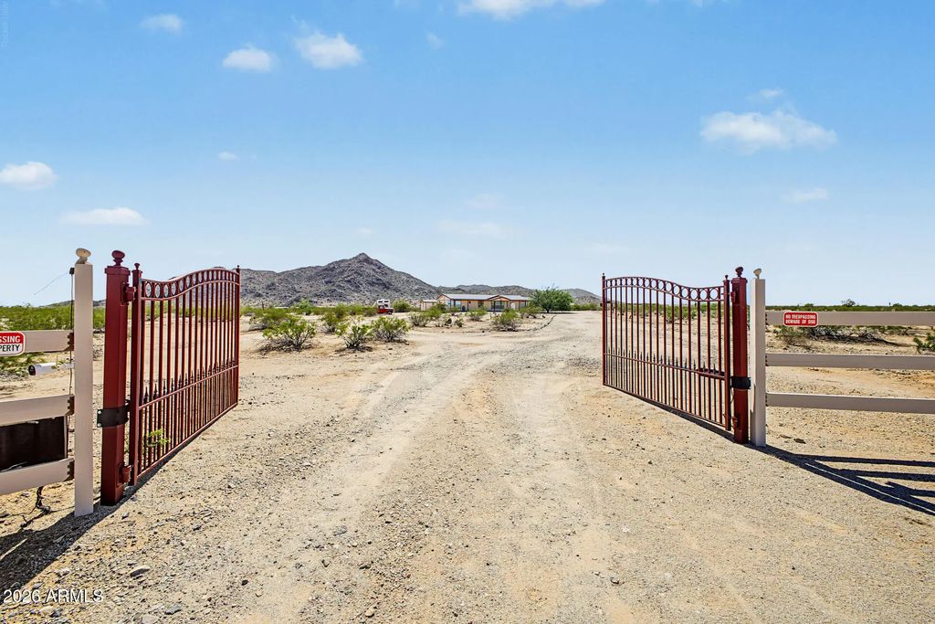 56445 W Barnes Road, Maricopa