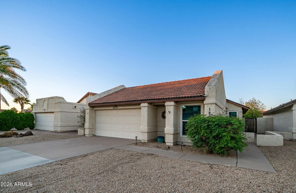 1206 W Estrella Drive, Chandler