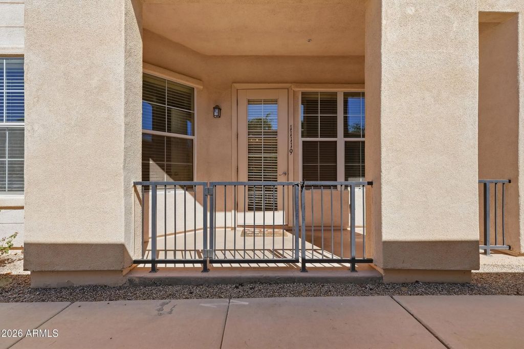 14575 W Mountain View Boulevard (unit 11119), Surprise