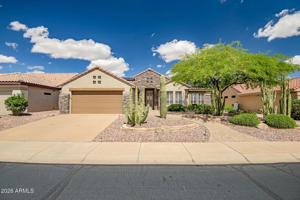 15776 W Silver Breeze Drive, Surprise