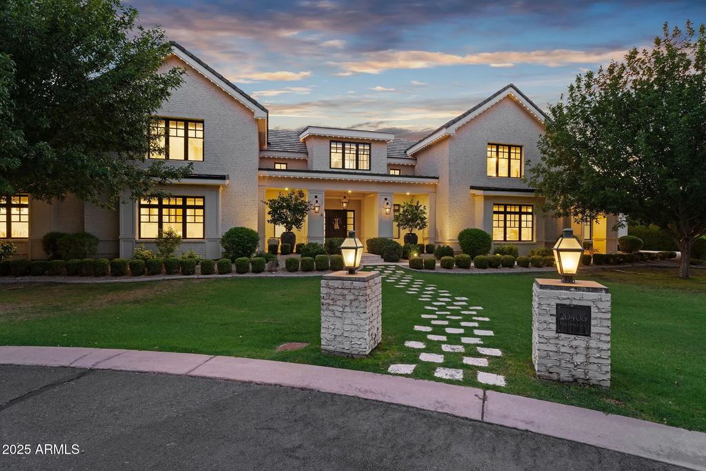 20406 E Sunset Court, Queen Creek
