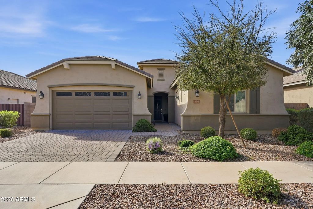 20523 E Carriage Way, Queen Creek