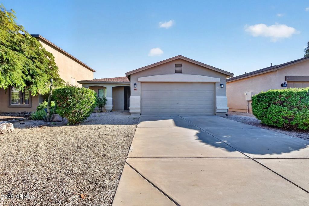 907 E Cowboy Cove Trail, San Tan Valley