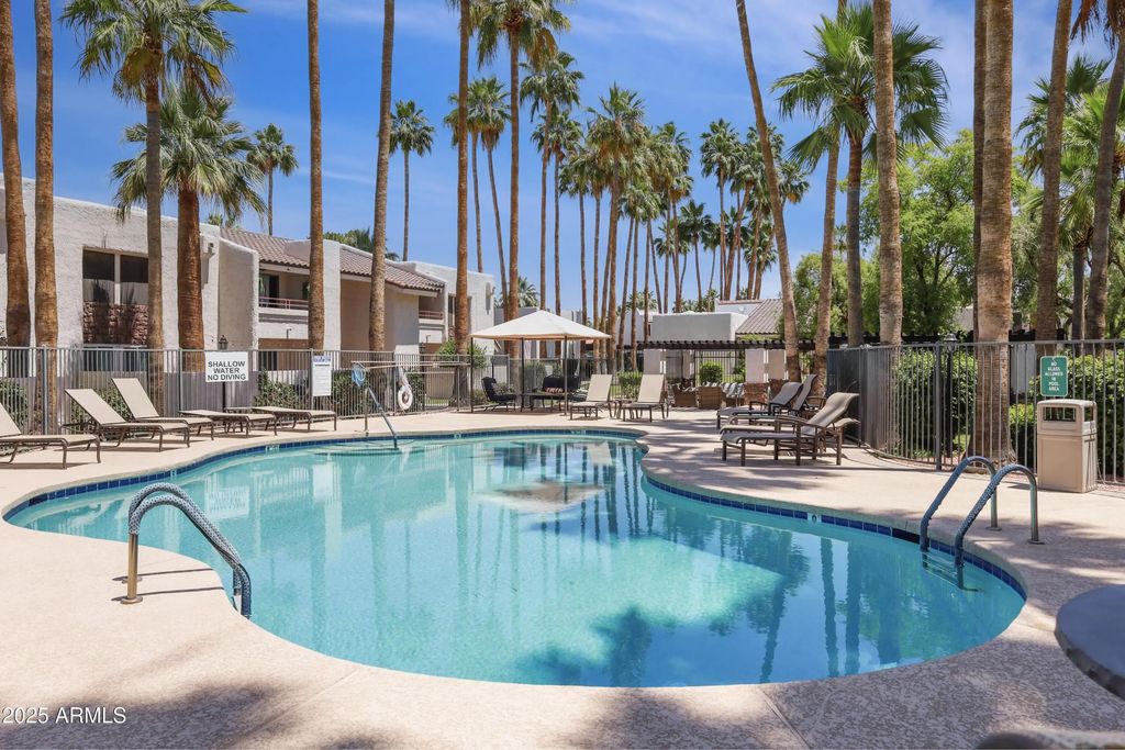 7350 N Via Paseo Del Sur -- (unit N207), Scottsdale