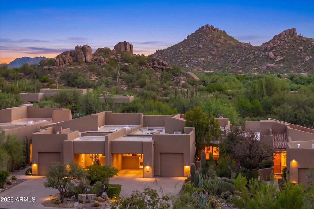 9250 E Whitethorn Circle, Scottsdale