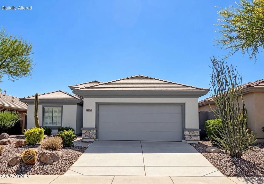 40744 N Noble Hawk Court, Anthem