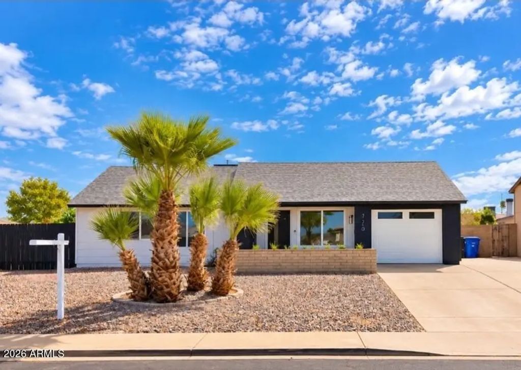 729 E Huber Street, Mesa
