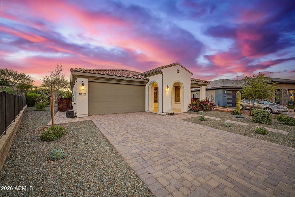 29020 N Juventino Way, Rio Verde