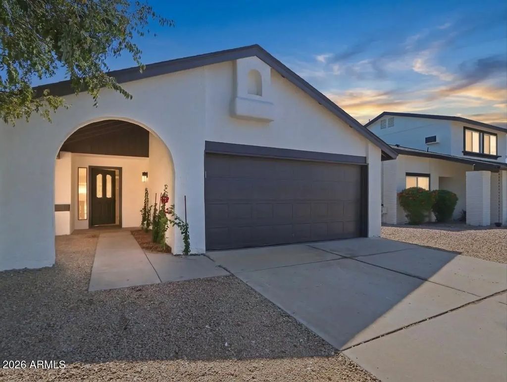 6875 E Kings Avenue, Scottsdale