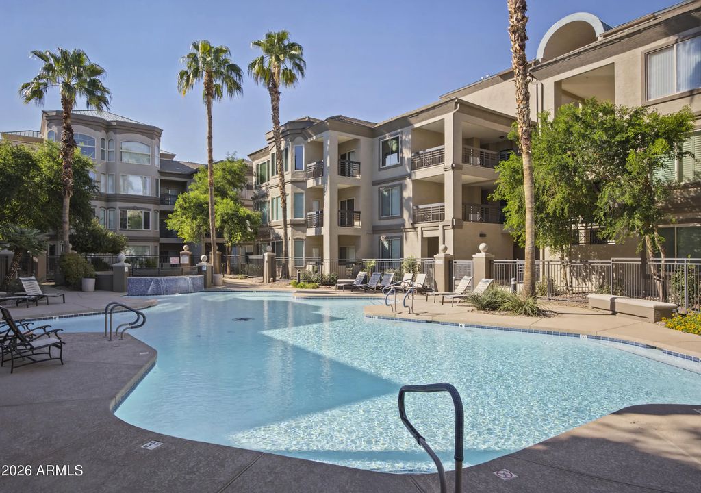 420 W 1st Street (unit 211), Tempe