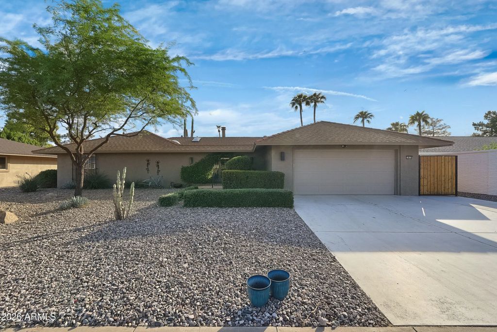 9519 W Country Club Drive, Sun City