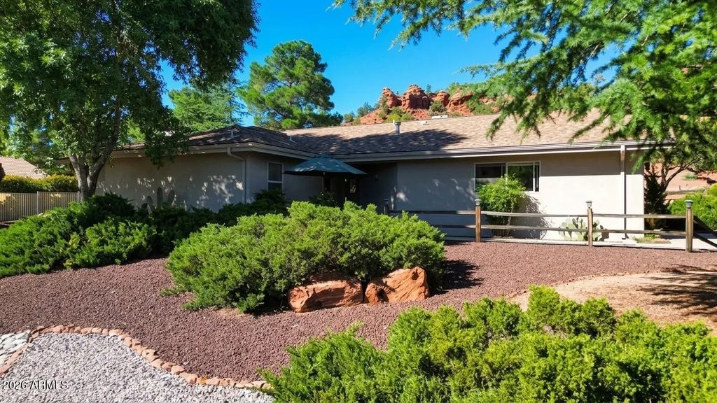 15 Red Range Circle, Sedona