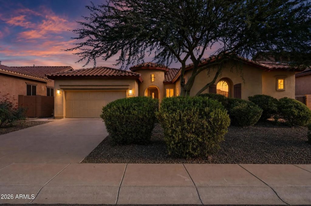 13388 W Chaparosa Way, Peoria