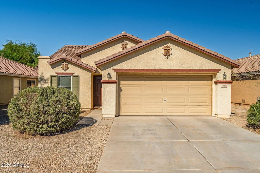 40202 W Mary Lou Drive, Maricopa