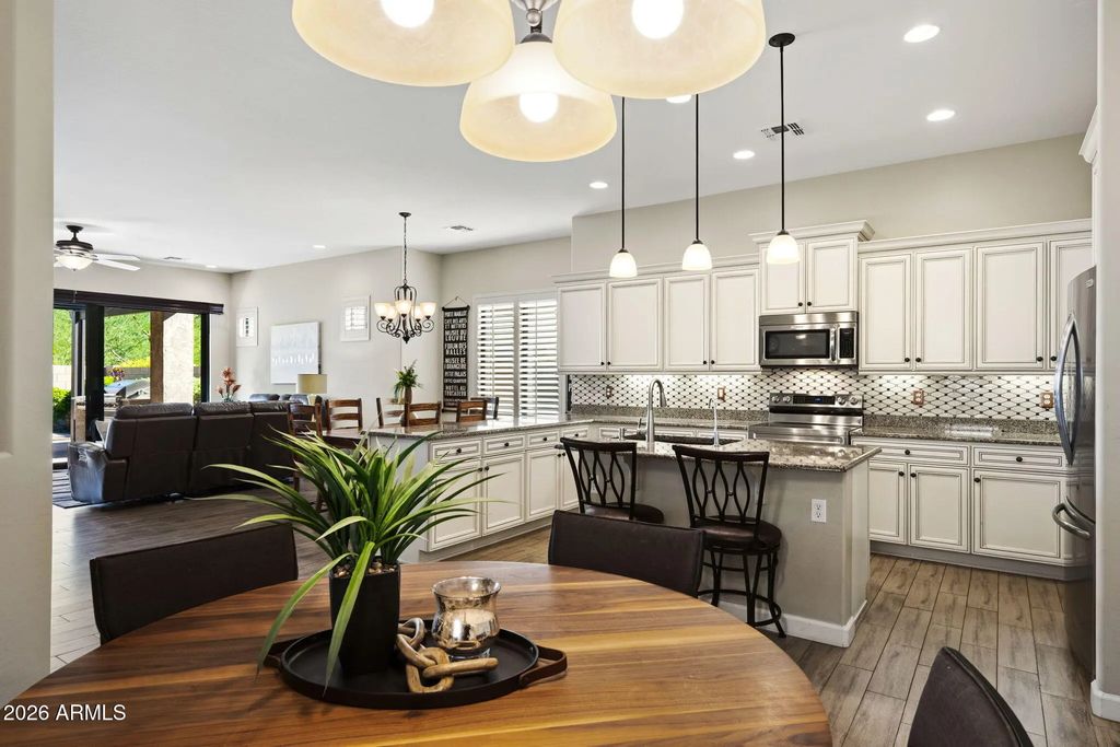 1809 N Trowbridge, Mesa