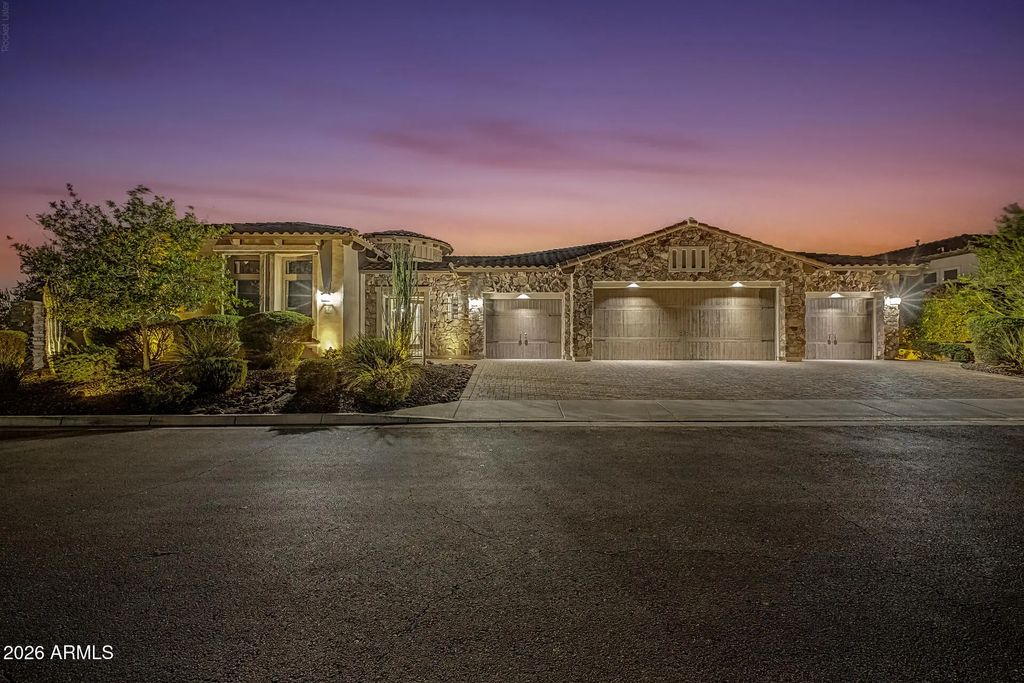 1734 N Luther, Mesa