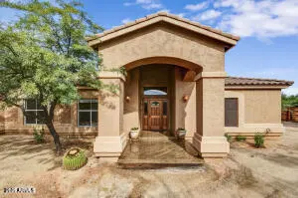 6032 E Skinner Drive, Cave Creek
