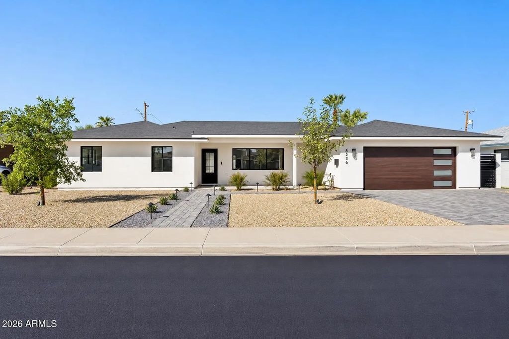 8236 E Cambridge Avenue, Scottsdale