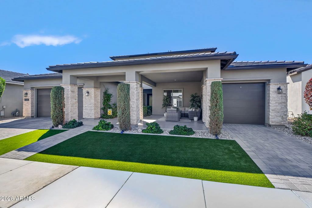 17191 W Thousand Oaks Street, Surprise