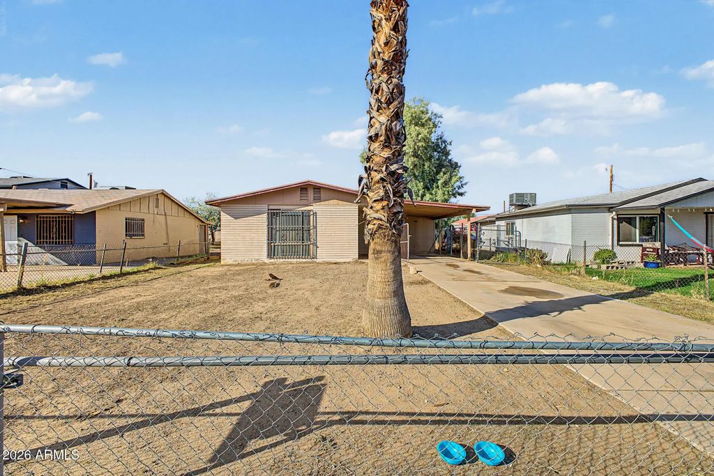 1138 W Apache Street, Phoenix