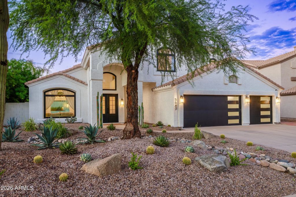 5542 E Anderson Drive, Scottsdale