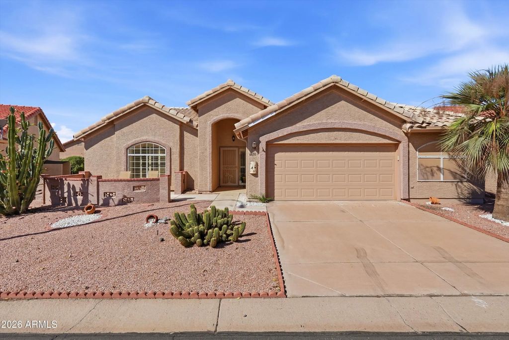 6650 S Pebble Beach Drive, Chandler