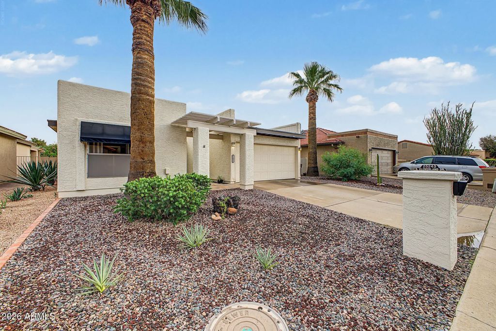 25243 S Cloverland Drive, Sun Lakes