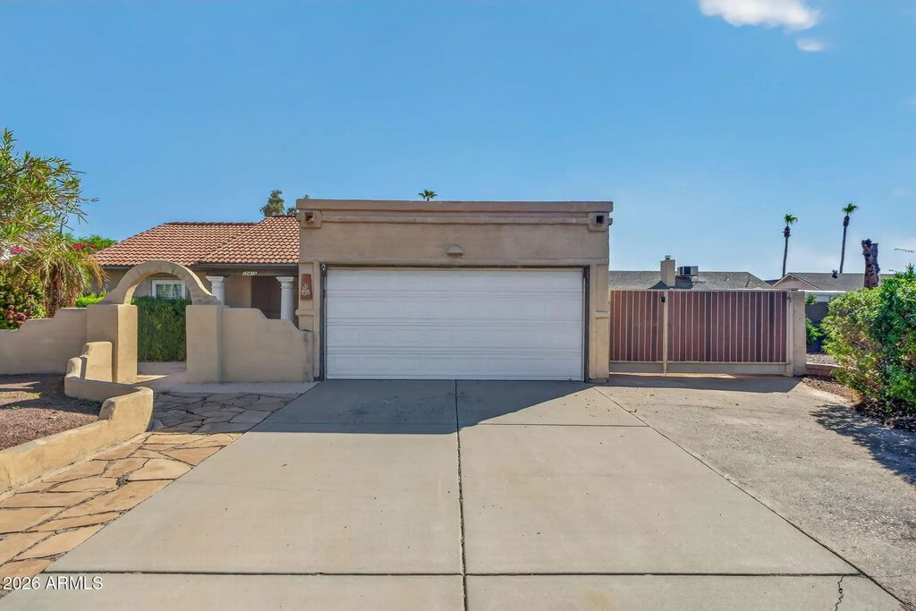 10415 N 63rd Drive, Glendale