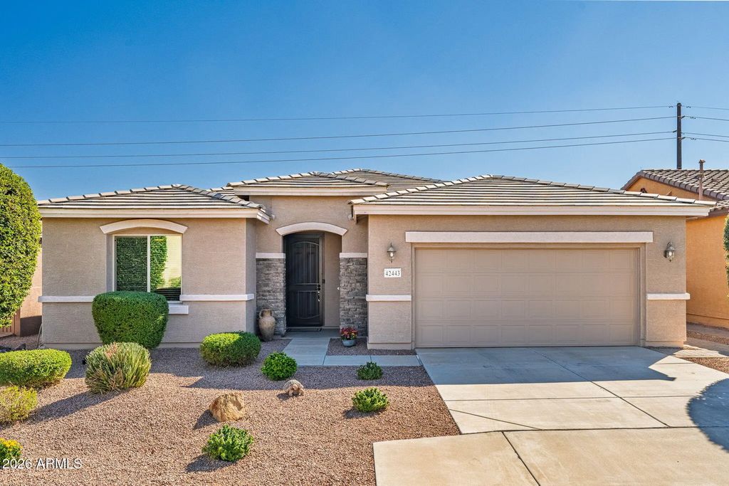 42443 W Sea Eagle Drive, Maricopa
