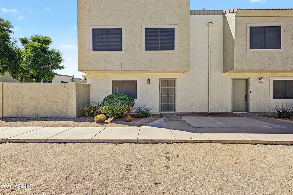 5969 N 48th Drive, Glendale