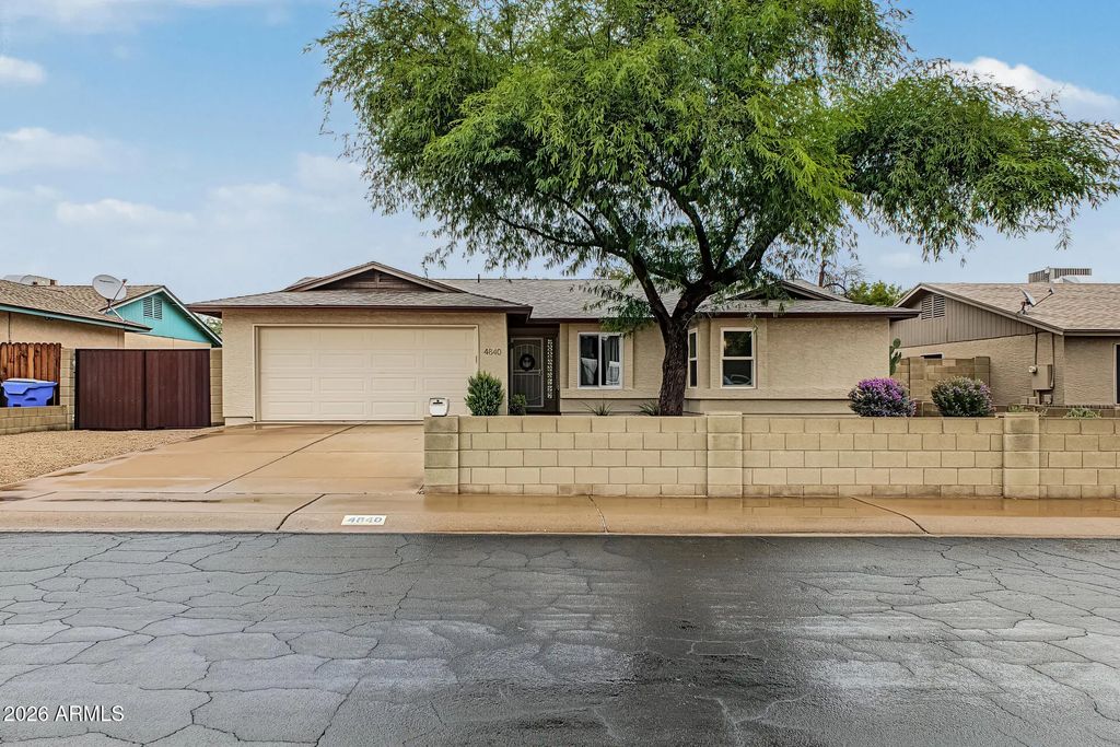 4840 E Capistrano Avenue, Phoenix