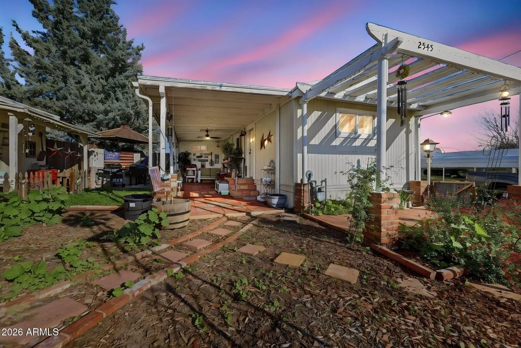 2545 S Butte Street, Humboldt