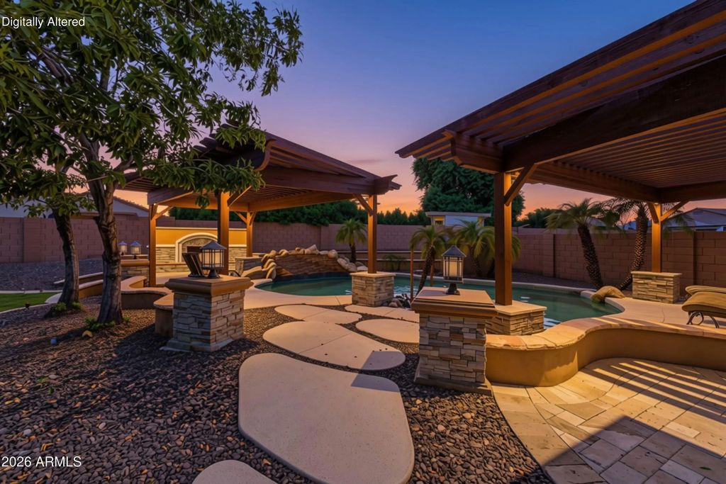 4138 W Marco Polo Road, Glendale