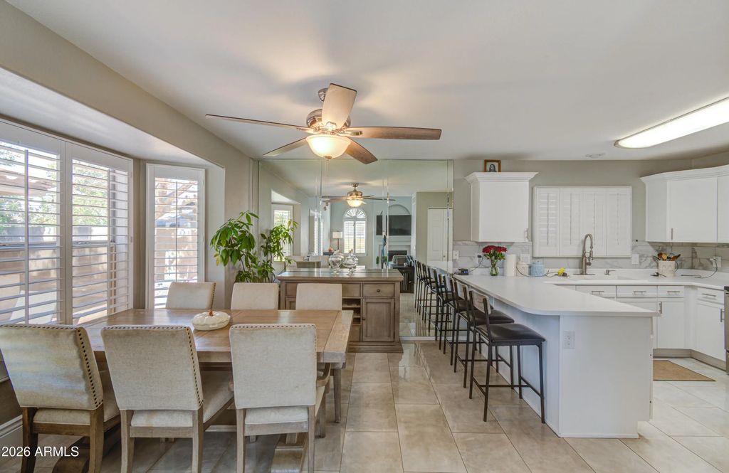 834 S Cancun Drive, Gilbert