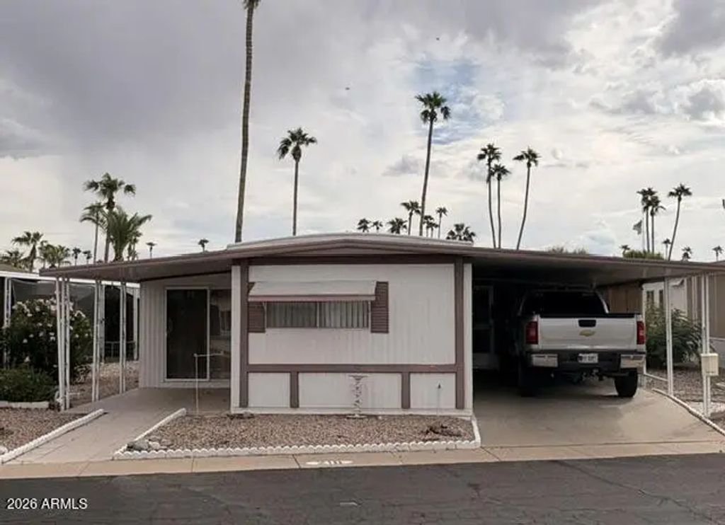 303 S Recker Road (unit 218), Mesa